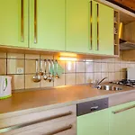 Cozy Nur 570 Meter Zum Mit Meerblick, Parkplatz, Wifi Apartman