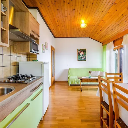 アパート Cozy Nur 570 Meter Zum Mit Meerblick, Parkplatz, Wifi