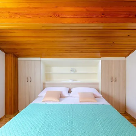 Cozy Nur 570 Meter Zum Mit Meerblick, Parkplatz, Wifi Apartamento Crikvenica
