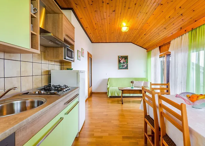 アパート Cozy Nur 570 Meter Zum Mit Meerblick, Parkplatz, Wifi